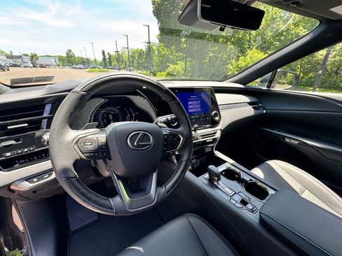 Used 2023 Lexus RX 350h w/ Cold Area Package AWD/4WD image 10