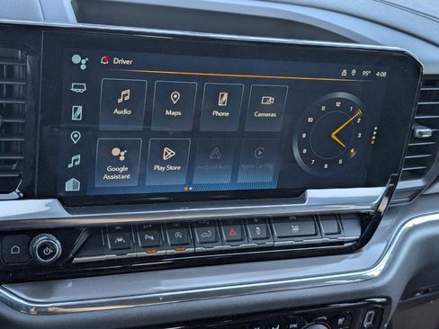 Used 2023 Chevrolet Silverado 1500 High Country w/ Technology Package AWD/4WD image 9