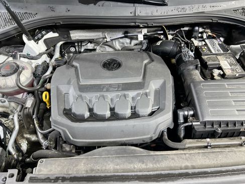 Used 2022 Volkswagen Tiguan SE image 29