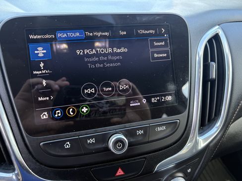 Used 2019 Chevrolet Equinox Premier image 11