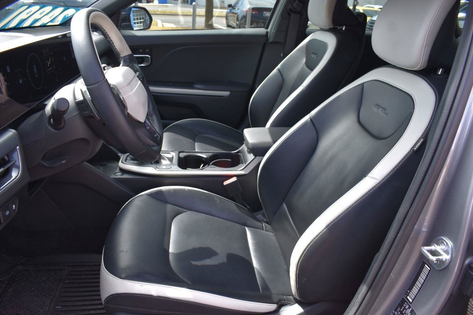 Used 2025 Kia K4 GT-Line w/ GT-Line Premium Package FWD image 20