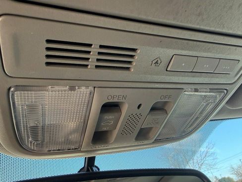 Used 2018 Honda Pilot EX-L image 37