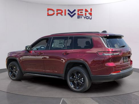 New 2026 Jeep Grand Cherokee L Limited image 3