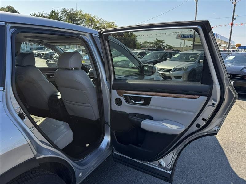 Used 2017 Honda CR-V EX-L image 7