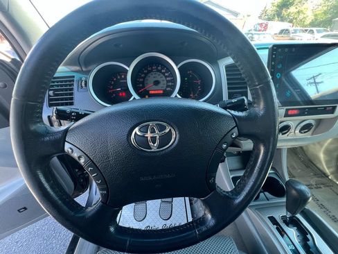 Used 2010 Toyota Tacoma 4x4 Double Cab image 20