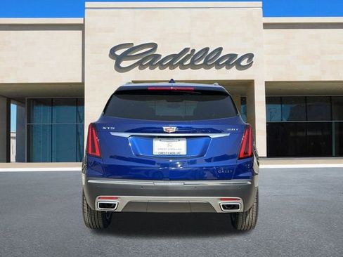 New 2025 Cadillac XT5 Premium Luxury image 8