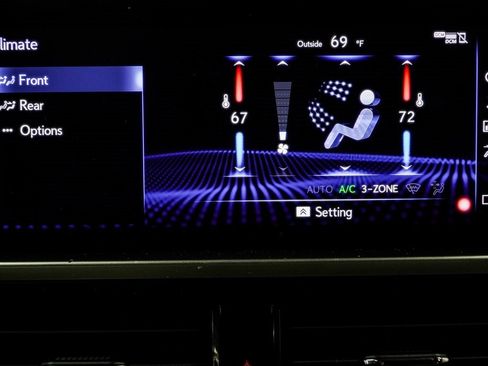 Used 2023 Lexus GX 460 Luxury image 32