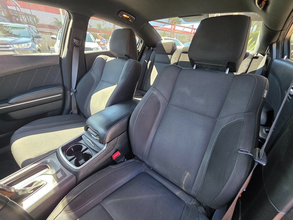 Used 2016 Dodge Charger R/T RWD image 21