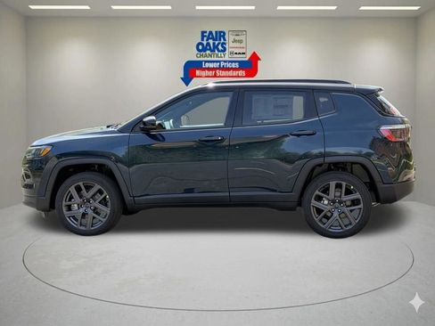 New 2026 Jeep Compass Limited image 9