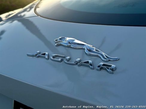 Used 2017 Jaguar F-TYPE R AWD/4WD image 8