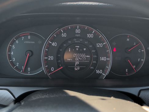Used 2017 Honda Accord Sport image 16