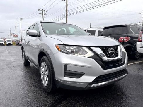 Used 2020 Nissan Rogue S image 4