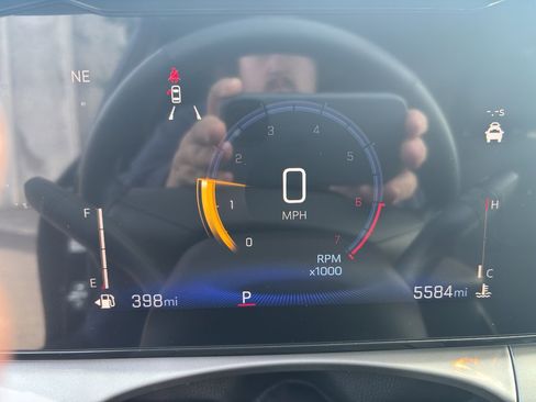 Used 2025 Chevrolet Trax LT w/ Driver Confidence Package image 22