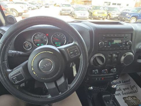 Used 2013 Jeep Wrangler Sport image 21
