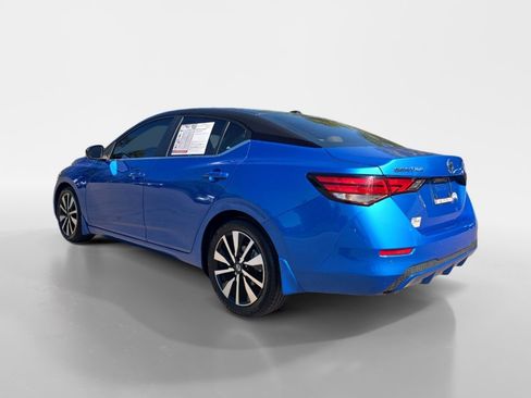 Used 2023 Nissan Sentra SV w/ SV Premium Package image 4