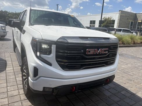 Used 2023 GMC Sierra 1500 AT4 w/ AT4 Premium Package image 5