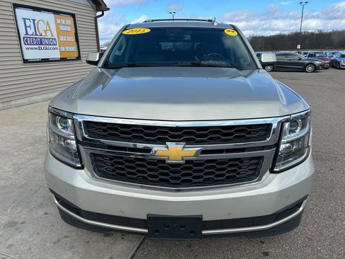 Used 2015 Chevrolet Suburban LT image 2