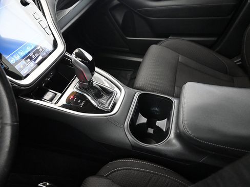 Used 2022 Subaru Outback Premium image 15