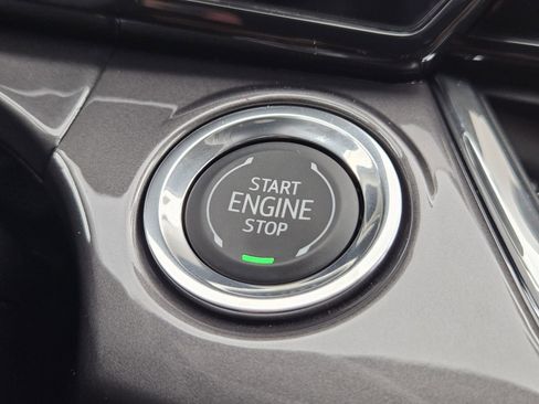 New 2026 Chevrolet Trax ACTIV w/ Sunroof Package FWD image 21