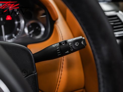 Used 2009 Aston Martin V8 Vantage Roadster RWD image 36