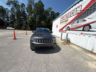 Used 2019 Jeep Grand Cherokee Altitude RWD video 3