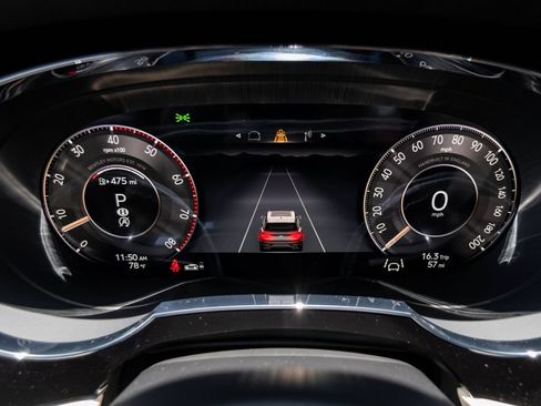 New 2026 Bentley Bentayga AWD/4WD image 7