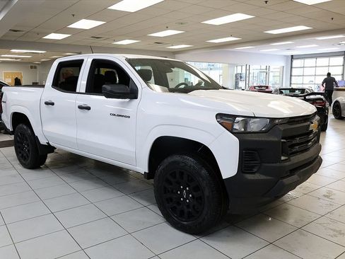 New 2026 Chevrolet Colorado W/T w/ WT Custom Package AWD/4WD image 7