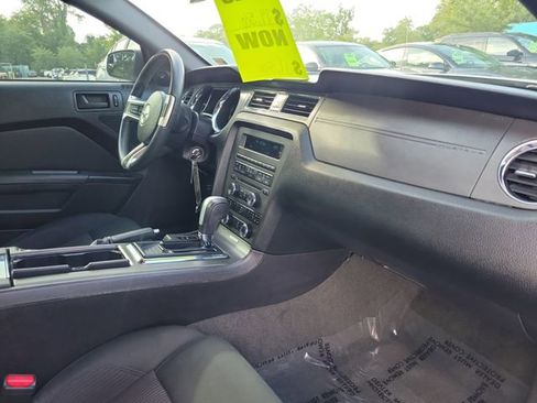 Used 2014 Ford Mustang Coupe w/ Equipment Group 102A RWD image 25