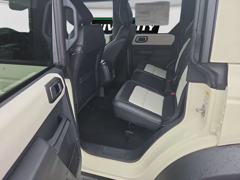 New 2026 Ford Bronco Outer Banks w/ Sasquatch Package AWD/4WD image 33