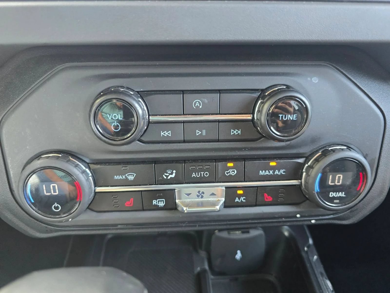 Used 2025 Ford Bronco Big Bend AWD/4WD image 9