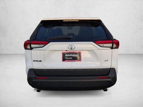 Used 2025 Toyota RAV4 LE image 8