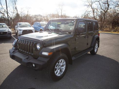 Used 2023 Jeep Wrangler Sport S image 7