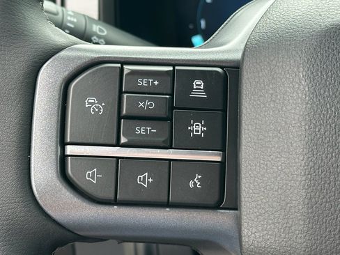 New 2026 Ford F150 Lariat w/ Equipment Group 501A Mid AWD/4WD image 17