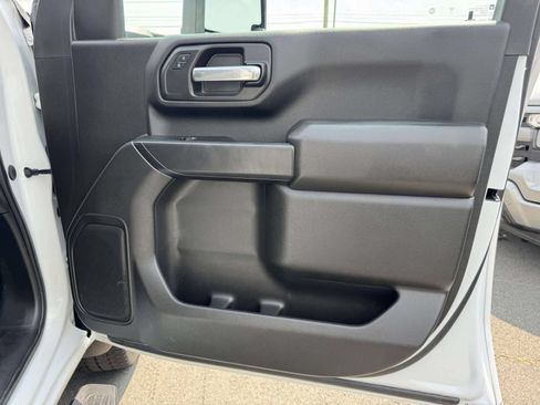 Certified 2024 GMC Sierra 3500 Pro RWD image 26