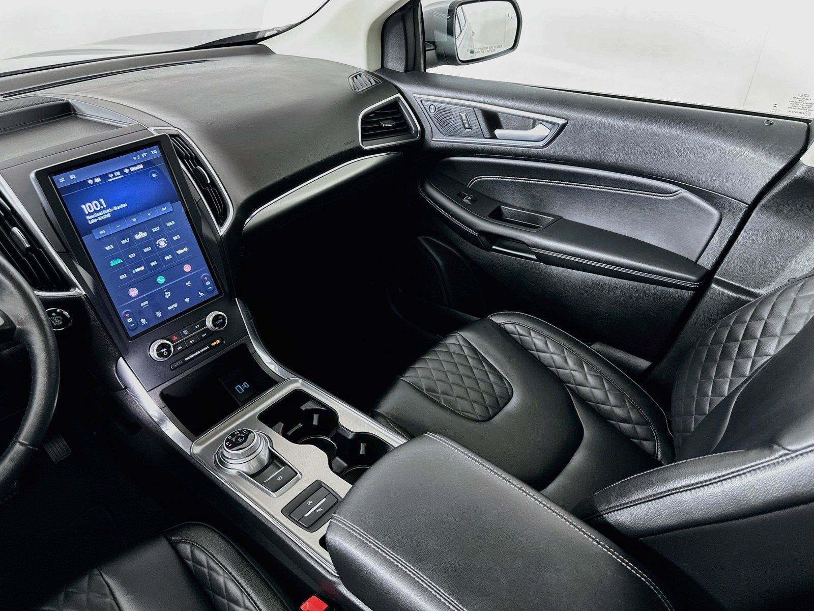 Used 2023 Ford Edge Titanium AWD/4WD image 25