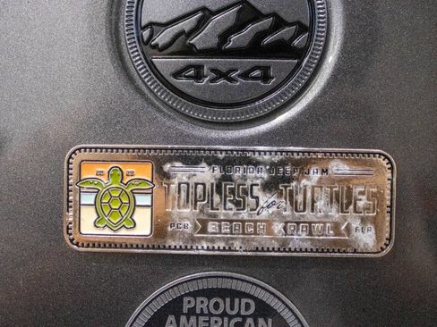 Used 2022 Jeep Gladiator Sport image 29