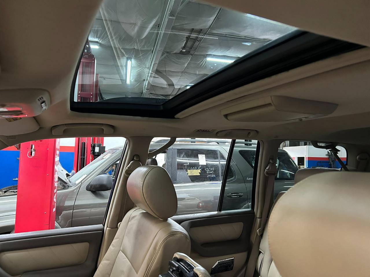 Used 2006 Toyota Land Cruiser AWD/4WD image 19