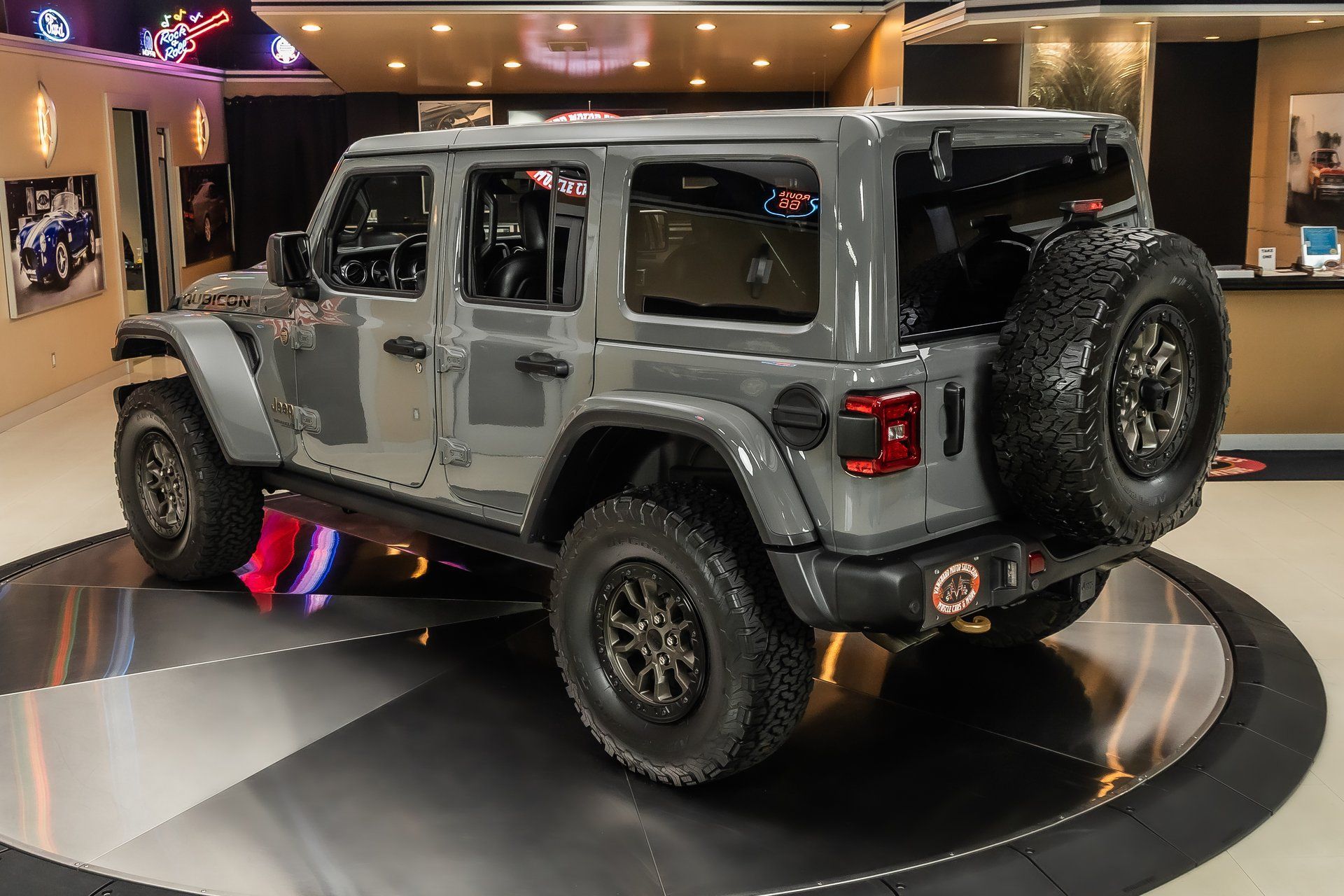 Used 2021 Jeep Wrangler Unlimited Rubicon w/ Trailer Tow Package AWD/4WD image 17