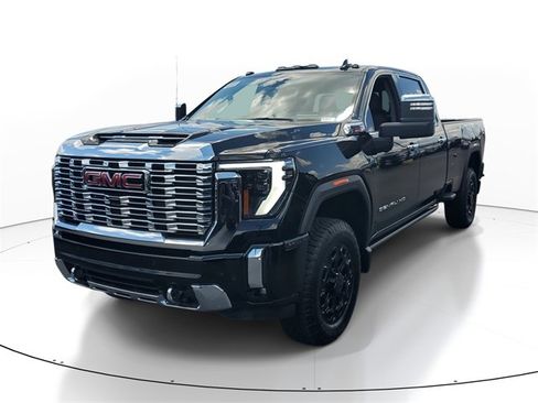New 2025 GMC Sierra 3500 Denali w/ Technology Package image 2