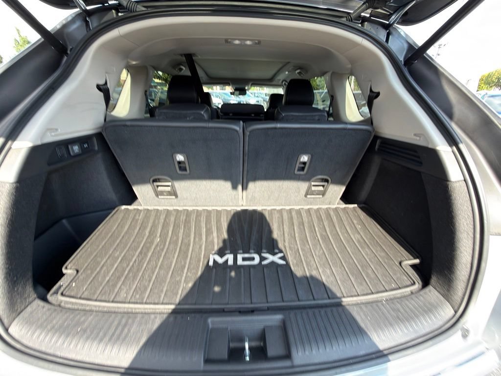Certified 2025 Acura MDX w/ Technology Package AWD/4WD image 13