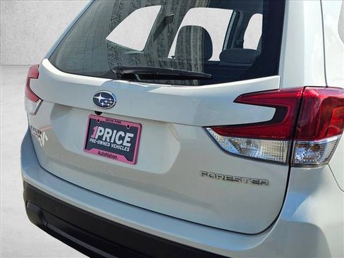 Used 2021 Subaru Forester AWD/4WD image 12