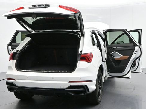 Used 2021 Audi Q3 2.0T Premium w/ Convenience Package AWD/4WD image 31