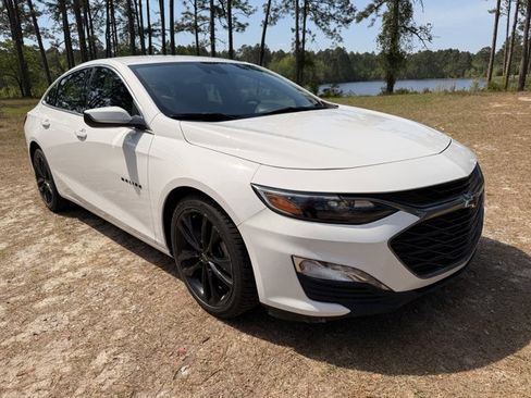 Used 2024 Chevrolet Malibu LT w/ Sport Edition image 7