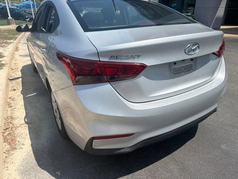 Used 2020 Hyundai Accent SE FWD image 6