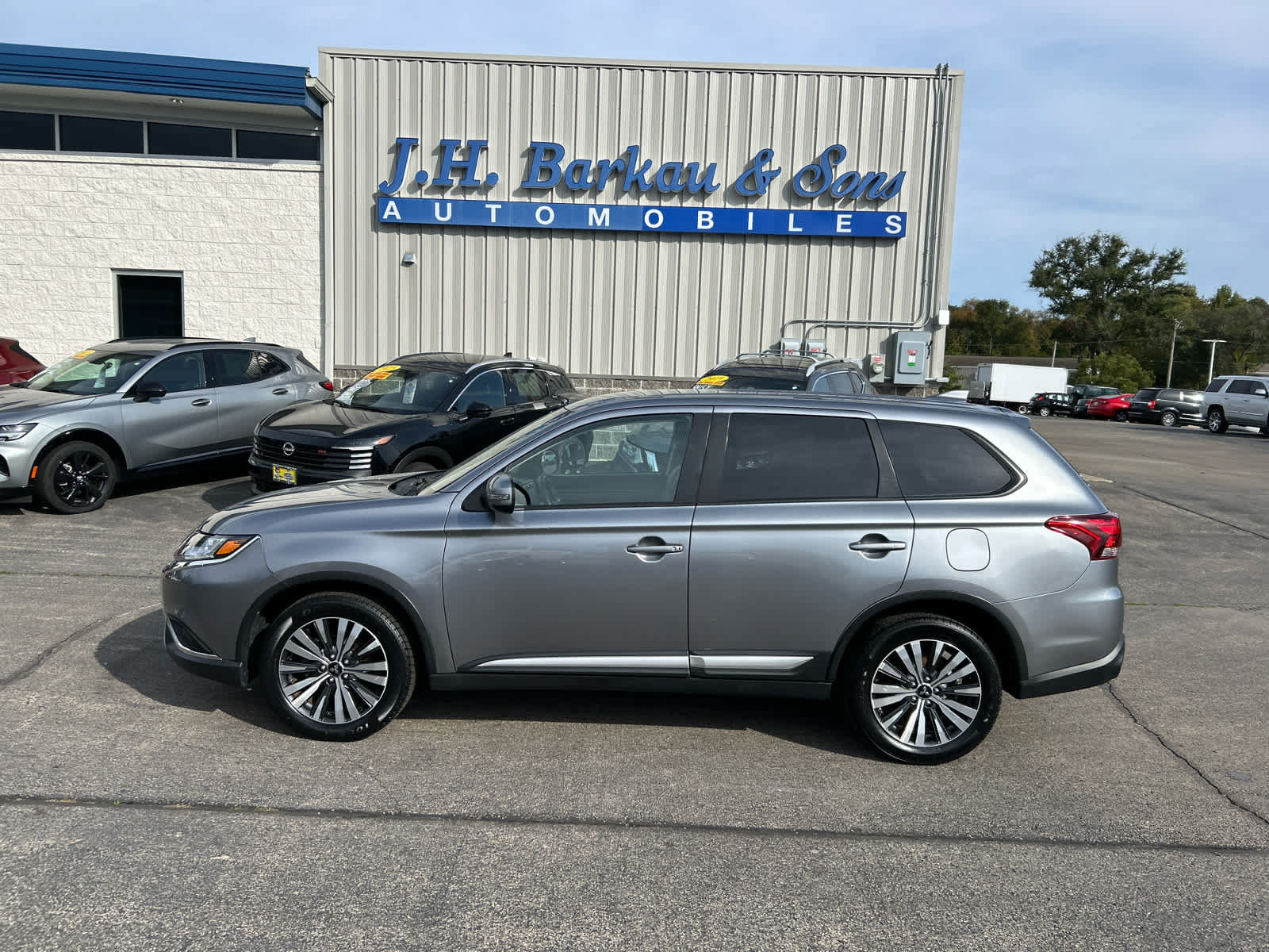 Used 2020 Mitsubishi Outlander SE FWD image 4
