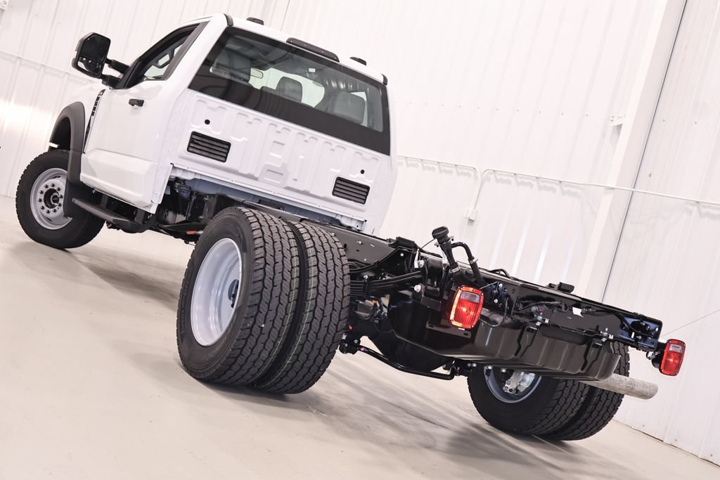 New 2026 Ford F600 4x4 Regular Cab Super Duty w/ XL Chrome Package image 23