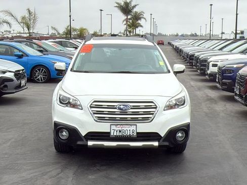 Used 2017 Subaru Outback 2.5i Limited AWD/4WD image 2
