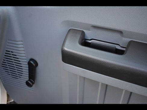 Used 2016 Ford F250 XL image 23