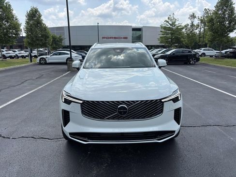 New 2026 Volvo XC90 T8 Plus w/ Protection Package Premier AWD/4WD image 2