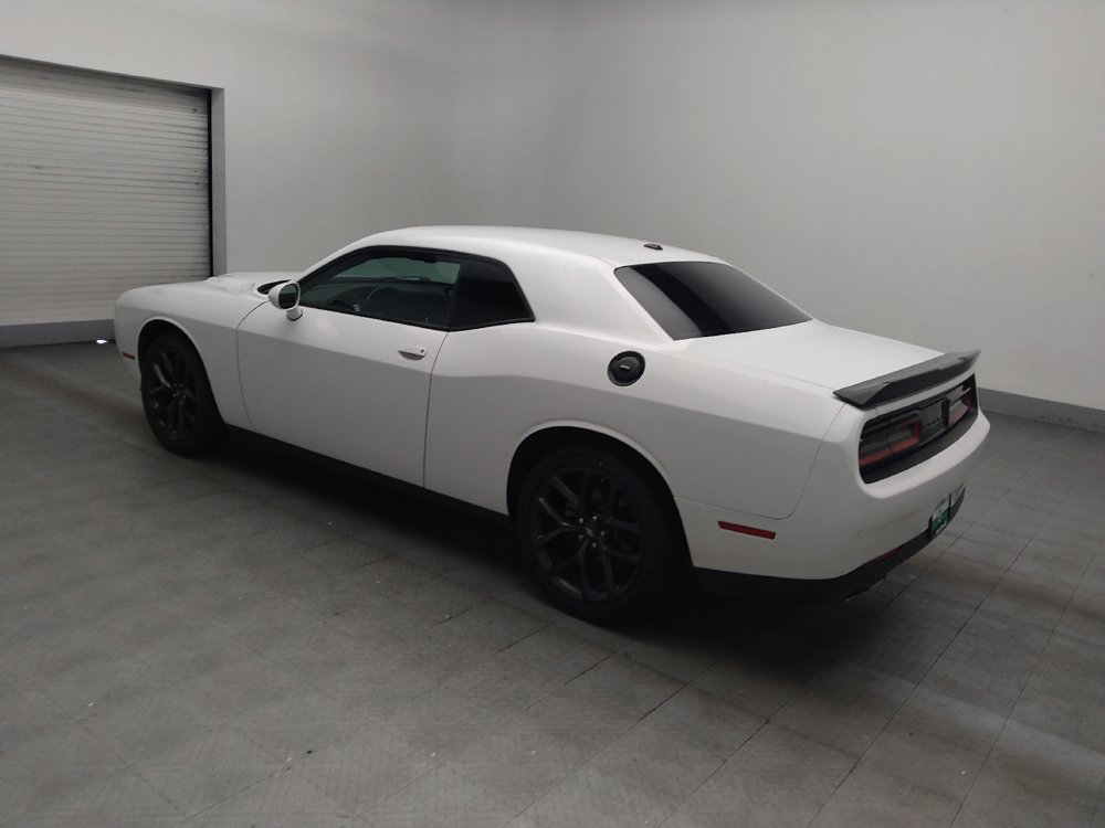 Used 2022 Dodge Challenger SXT w/ Blacktop Package RWD image 3
